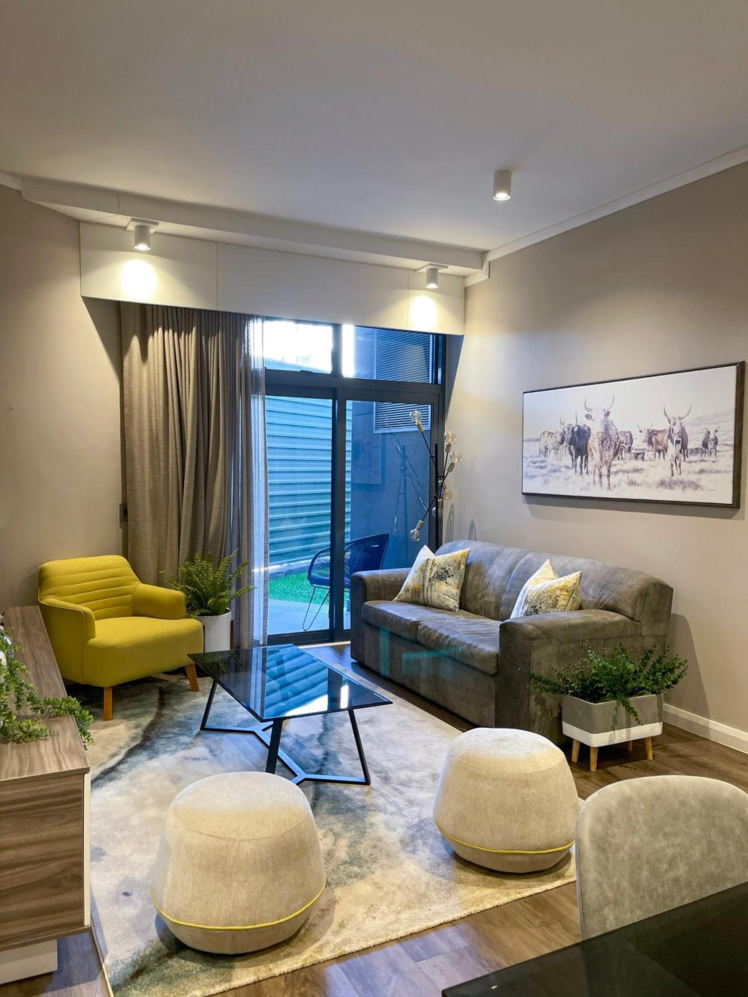 Menlyn Maine Luxury Rentals Pretoria-Noord Zewnętrze zdjęcie