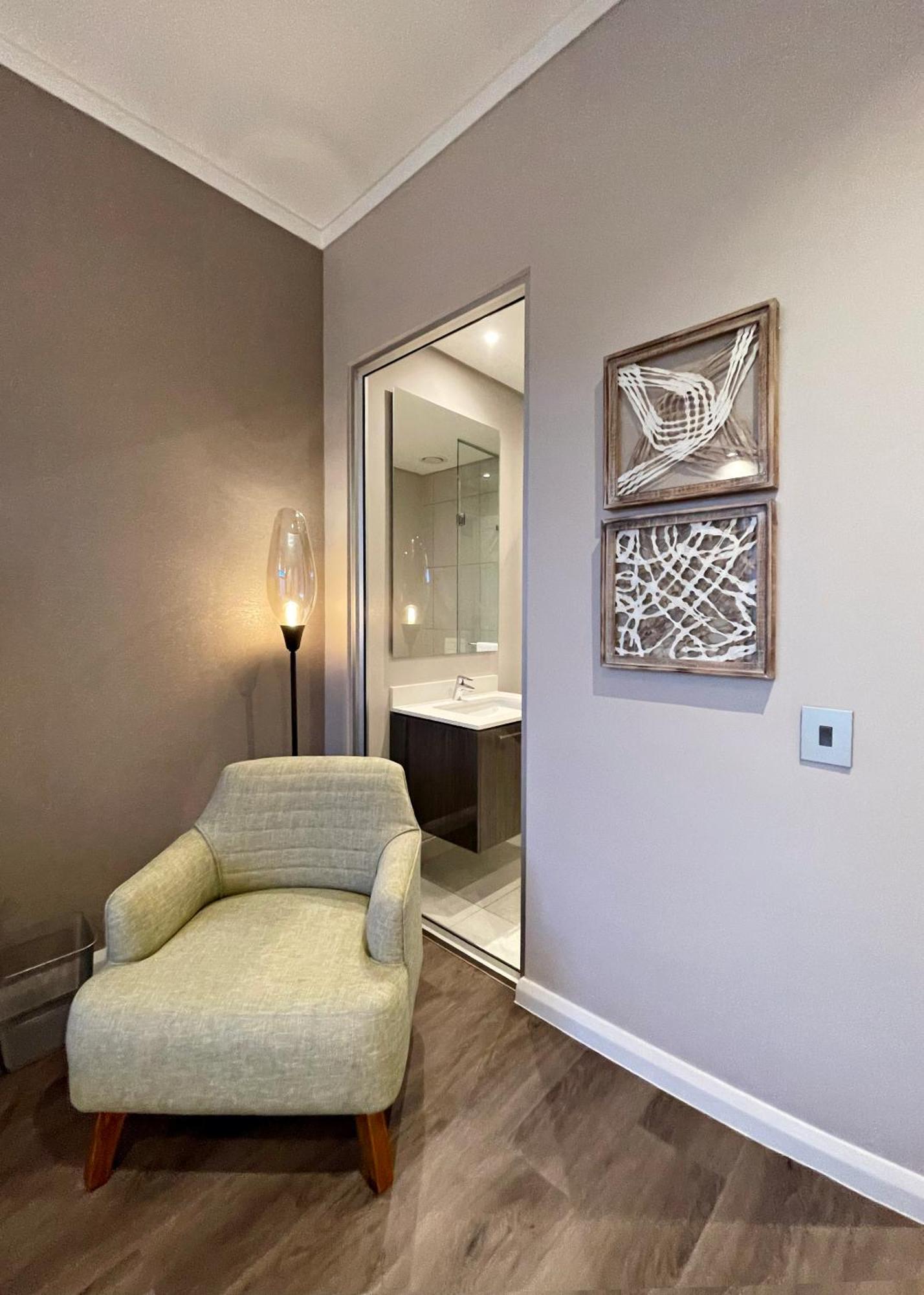 Menlyn Maine Luxury Rentals Pretoria-Noord Zewnętrze zdjęcie