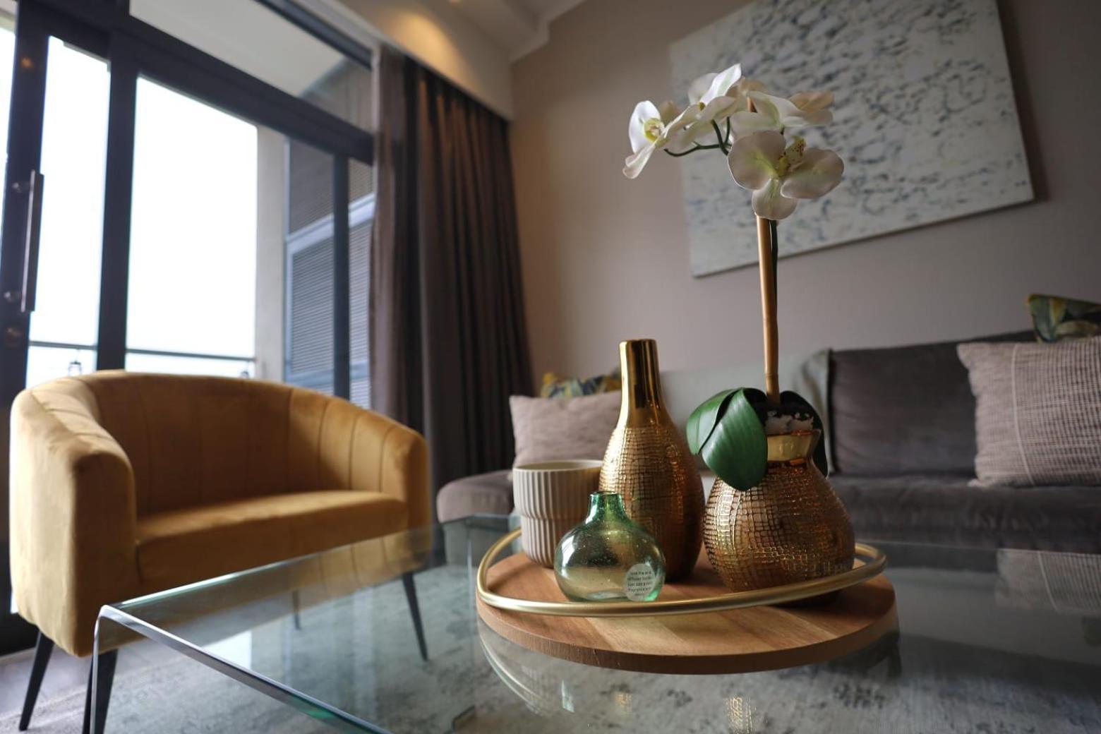 Menlyn Maine Luxury Rentals Pretoria-Noord Zewnętrze zdjęcie